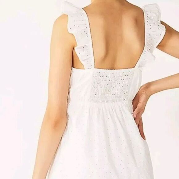 Live To Be Spoiled White Ruffled Eyelet Bodycon Dress With Cutout XL NWT - Picture 11 of 17
